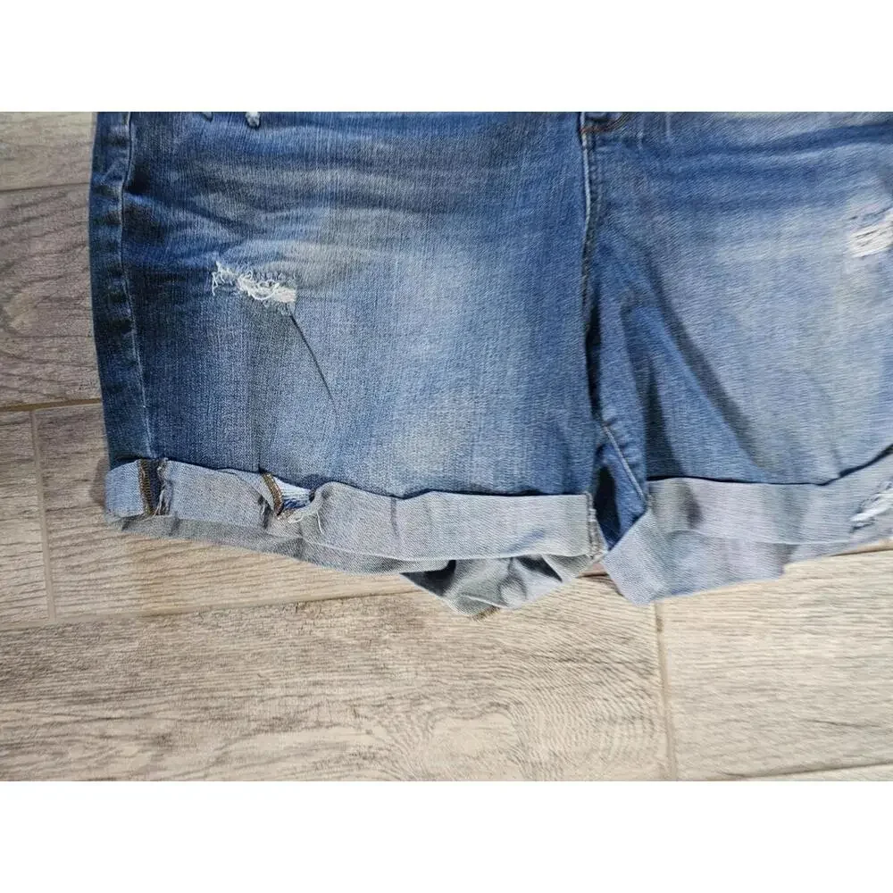Women's Terra & Sky Denim Jeans Shorts Distressed Size 28W Blue Elastic Waist - Picture 5 of 12